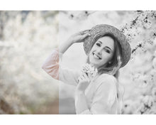 Load image into Gallery viewer, Black &amp; White Lightroom Presets

